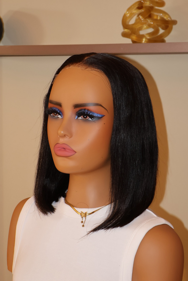 Straight Bob
Natural Black